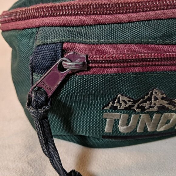 Vintage Tundra Fanny Pack Green Purple 3 Pockets Adjustable Bag Outdoor Hiking - Picture 3 of 12